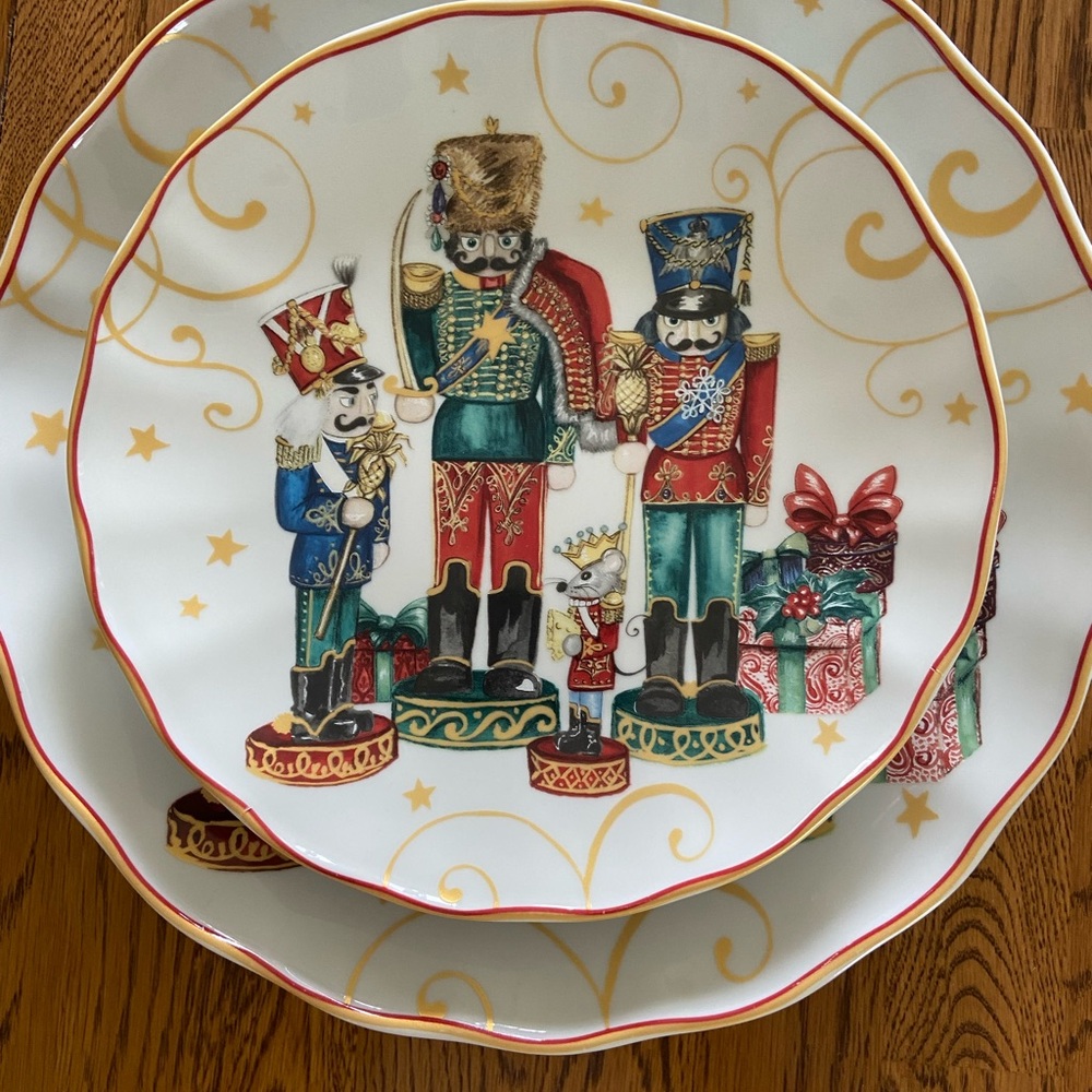 William Sonoma Nutcracker Plates